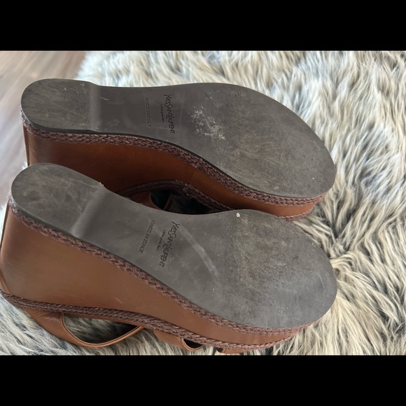 Beautiful YSL sandals! - Picture 6 of 6